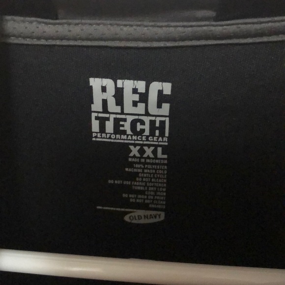 Rec tech Black and Grey Polo - Picture 3 of 4
